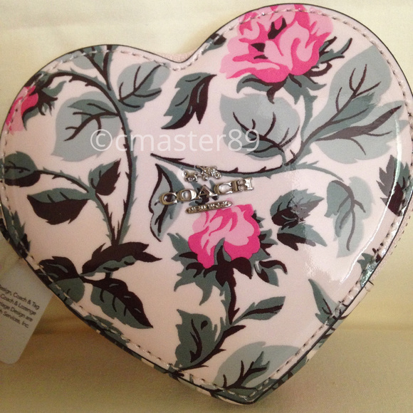 SOLD Coach Sleeping Rose Heart Coin Purse - Picture 3 of 8